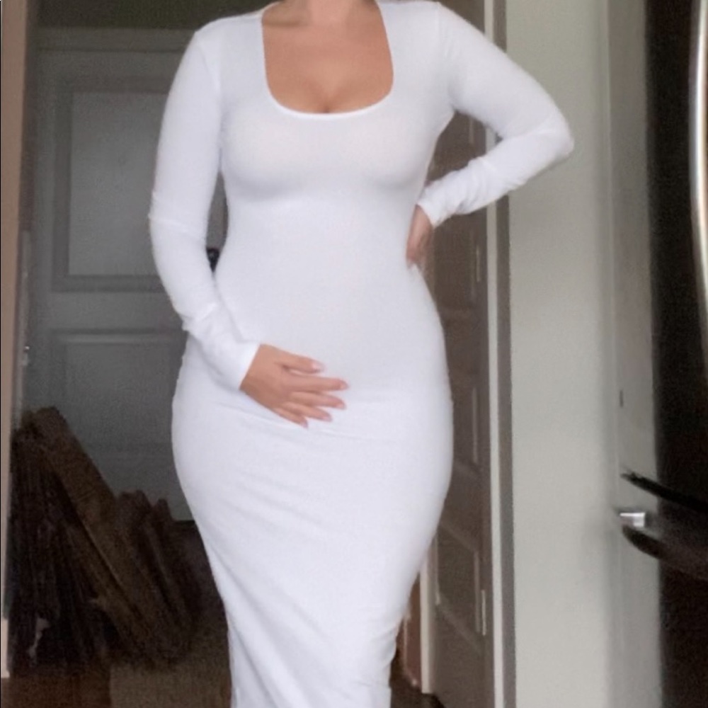White Long Sleeve Fitted Dress